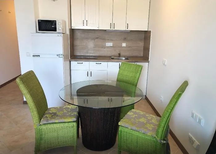 Oasis & Cozy アパート ロゼネッツ