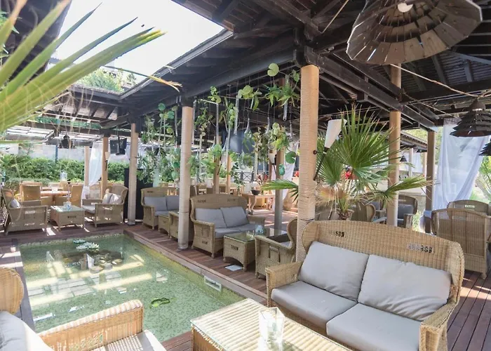 Oasis & Cozy Апартамент *